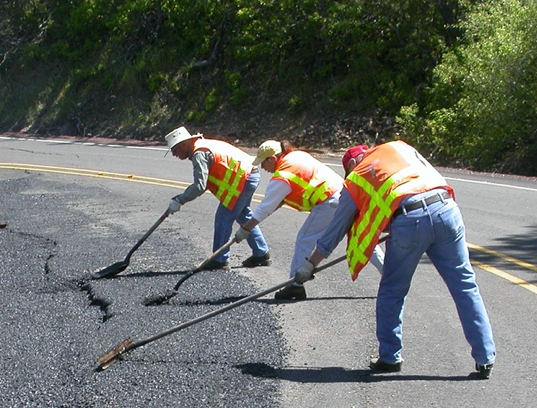 Asphalt Repair, Patching, and Crack Sealing contractor St Pete Tampa